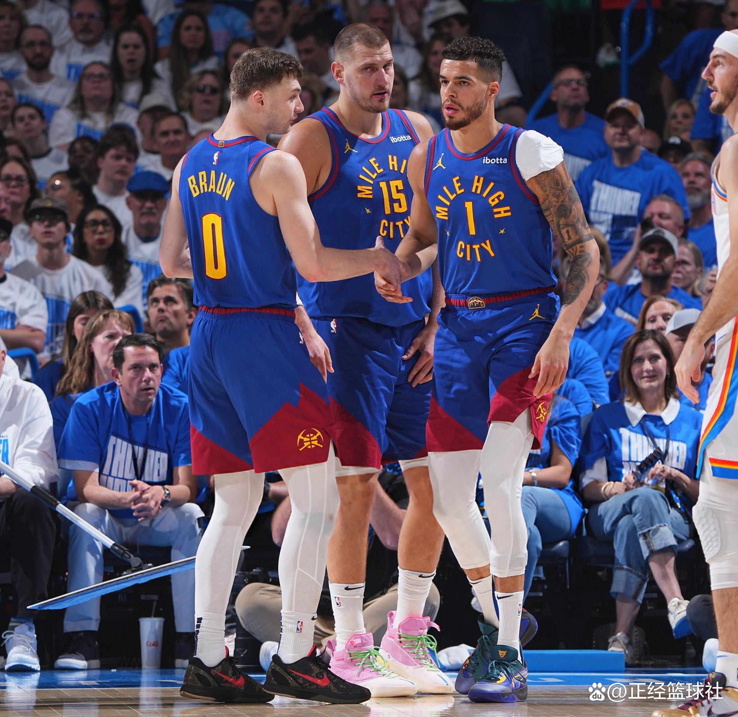 记者：德国足协内部有让诺伊尔回归的声音，需要纳帅主动出面（记者称德足协有人推动诺伊尔回归，需纳帅亲自出面）