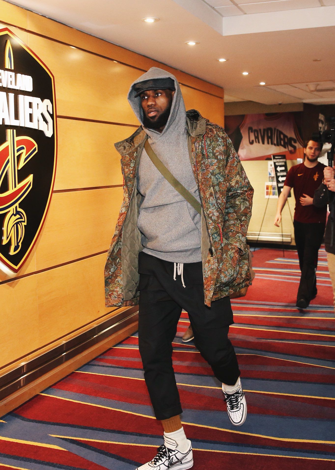 TA：恩德里克租借里昂需首发25场，否则里昂需赔偿皇马（TA：恩德里克外租里昂含25场首发条款，未达标里昂需向皇马赔偿）