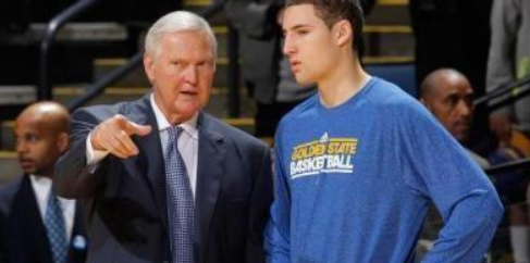 邮报：曼联计划在转会市场全力支持阿莫林 内部认为逐渐走上正路（《邮报》：曼联拟在引援方面全力支持阿莫林，队内评估球队已渐入正轨）