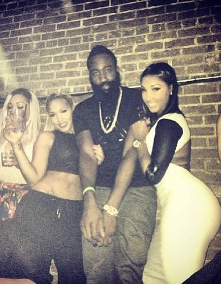 海外法国球员欧冠之夜：谢尔基、卡卢卢和扎格表现出色（欧冠之夜，旅外法国球员谢尔基、卡卢卢、扎格集体闪耀）