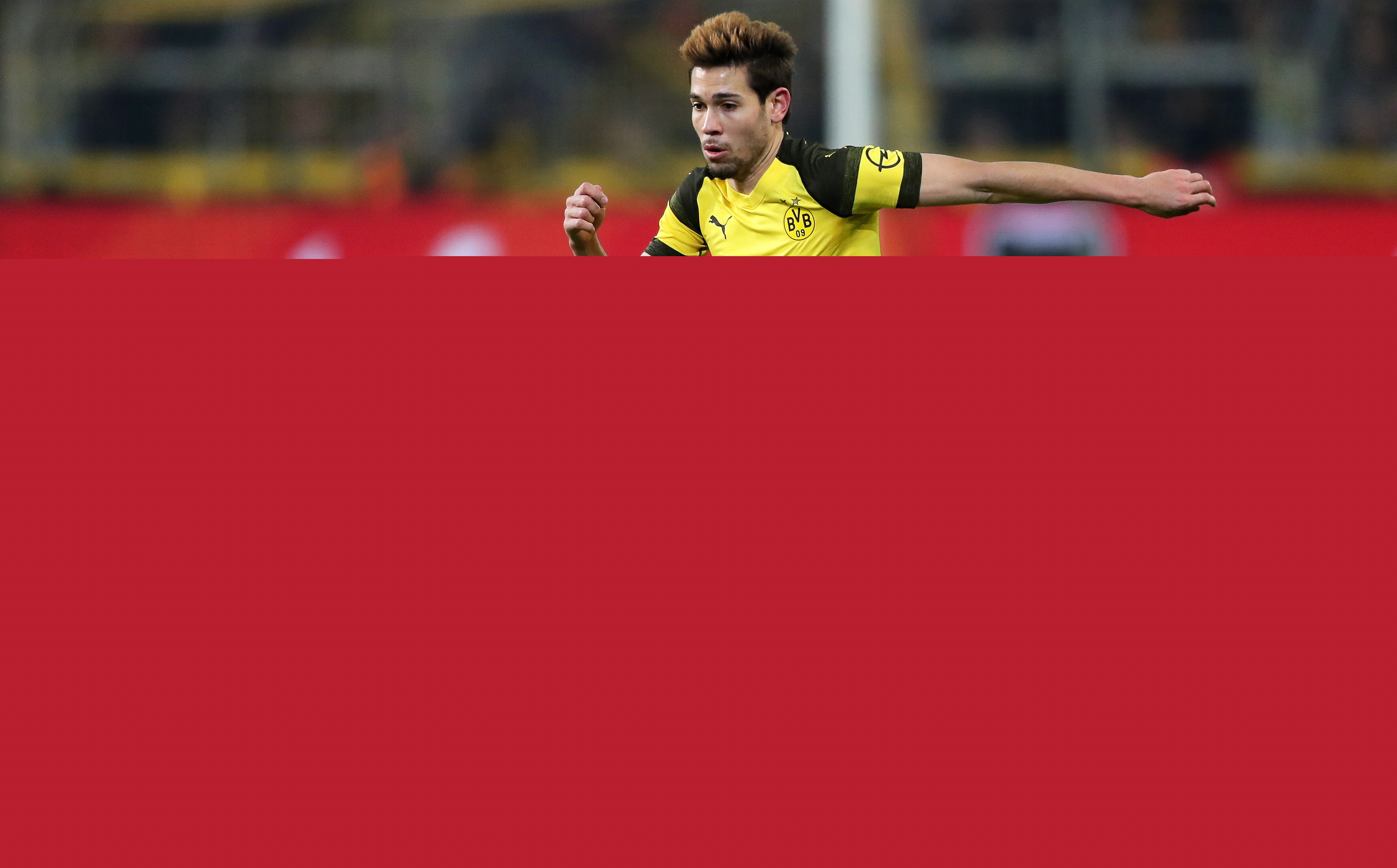 冬窗加盟米兰？罗马诺：莱万不会在1月离开巴萨（罗马诺：莱万1月留在巴萨，冬窗投米兰无望）