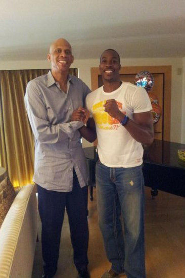 重创！阿诺德伤停两月 皇马右路告急 欧冠生死战遭遇防线危机（噩耗！阿诺德伤停两月 皇马右路拉响警报 欧冠生死战后防告急）