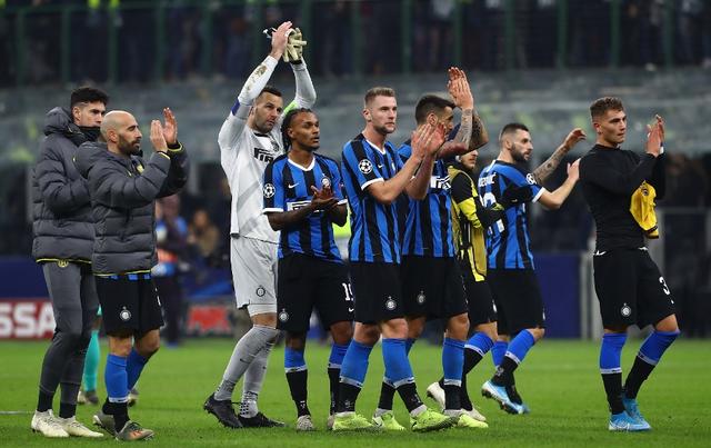 绿茵传承，足球主题文化展“十五运”站在广东美术馆开幕（“十五运”绿茵传承足球主题文化展在广东美术馆启幕）