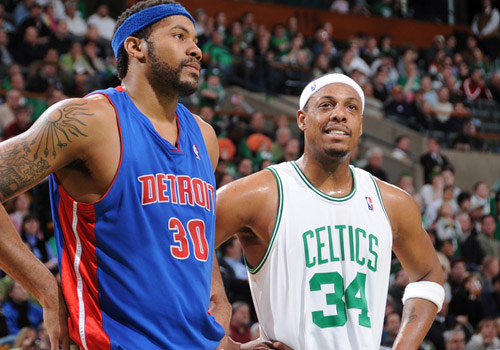 埃贝尔：穆西亚拉复出要等到1月；和格纳布里续约谈判很顺利（埃贝尔：穆西亚拉预计一月回归；格纳布里续约进展顺利）