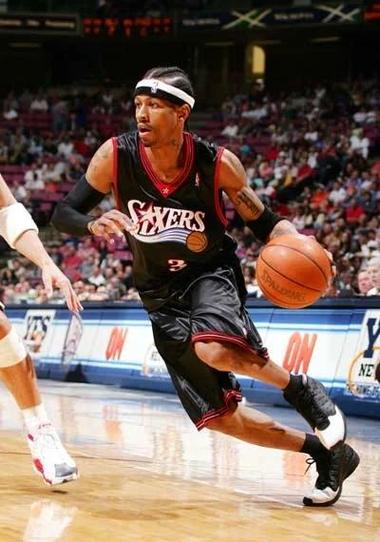 镜报：多特想明年夏天签桑乔，但后者必须接受大幅降薪（镜报：多特有意明夏签回桑乔，前提是他同意大幅降薪）