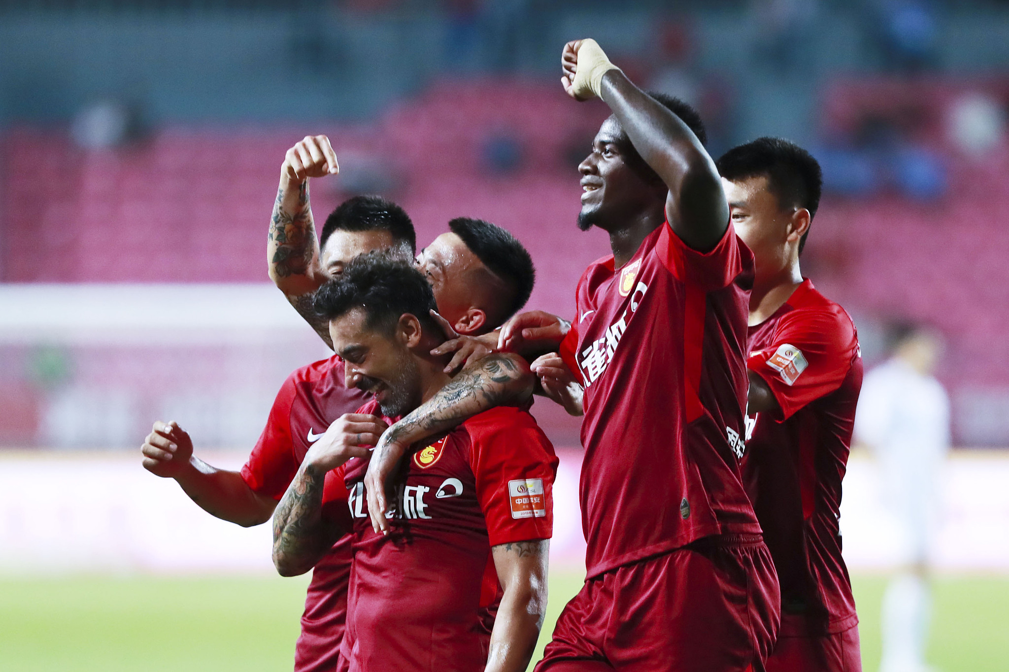 NBA季后赛展望：东部、西部首轮对阵,（NBA季后赛前瞻：东西部首轮对决解析）