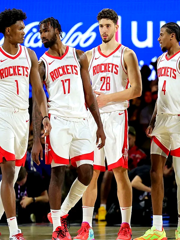 余嘉豪12分7篮板助球队险胜，篮板队内最高&得分第三（余嘉豪贡献12分7篮板助队险胜，篮板居队内首位、得分列第三）