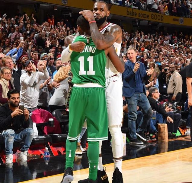 德乙半场：双方均破门乏术，艾禾斯堡暂0-0杜塞尔多夫（德乙半场战报：艾禾斯堡与杜塞尔多夫互交白卷，比分暂为0-0）