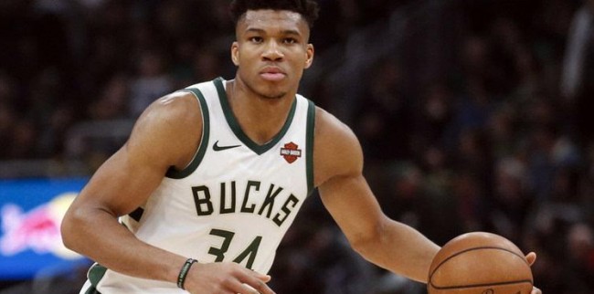 英超焦点战：阿森纳主场迎战切尔西,（英超重磅对决：阿森纳坐镇主场迎战切尔西）