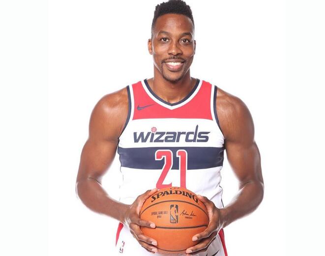 英媒：奥纳纳想回曼联夺回首发，如果不行可能去另一英超球队（英媒：奥纳纳欲回曼联争主力，无望则考虑加盟另一家英超队）