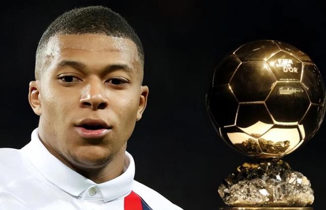 贝尔戈米盛赞法布雷加斯：他从不踢0-0的比赛，执教理念正确（贝尔戈米称赞法布雷加斯：拒绝0-0，他的执教思路是对的）