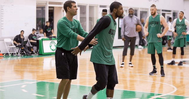 ATP总决赛第5日综述：阿卡3连胜锁定年终第一，德米纳尔赢球晋级（ATP年终总决赛第5日回顾：阿尔卡拉斯三连胜锁定年终第一，德米纳尔告捷晋级）