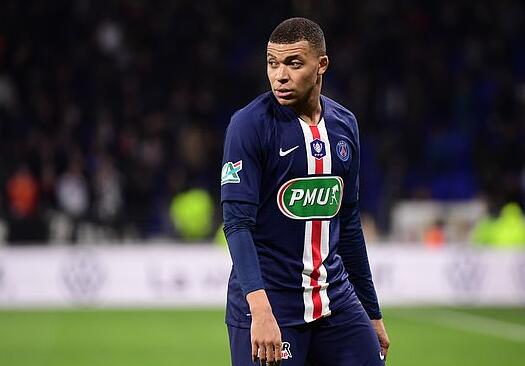 鲜明对比，节礼日曼联54胜纽卡47负均为历史最多（节礼日反差：曼联54胜、纽卡47负，均为历史最多）