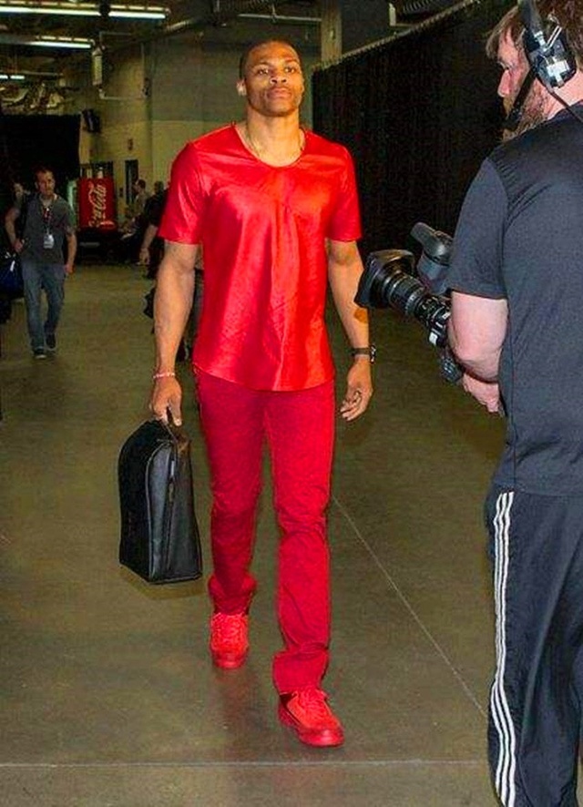 球报：尤文和曼市双雄有意尤尔曼德，后者被葡体定价约6000万欧（球报：尤文与曼城、曼联看上尤尔曼德，葡体标价约6000万欧）