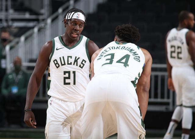 里尔年轻中场布阿迪被多家豪门关注，转会呼声高，期待其未来成为新星。（里尔小将布阿迪获多豪门青睐，转会热度高涨，未来新星可期）