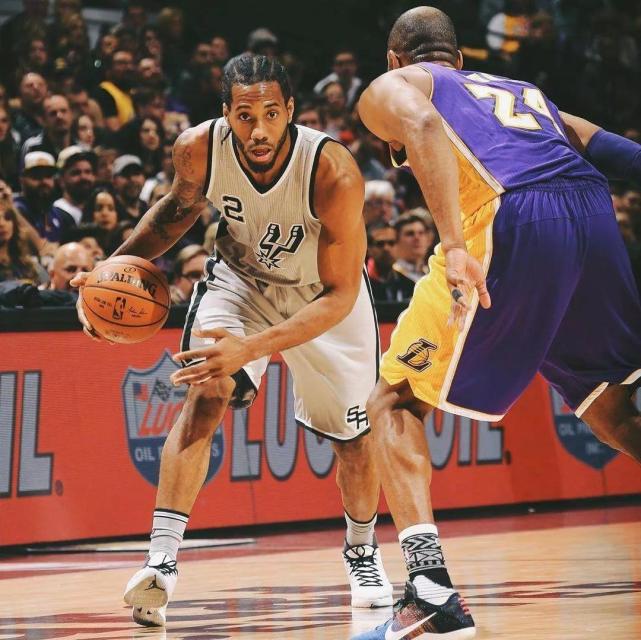 六台：老佛爷是最后一个离开伯纳乌的，这非常罕见（六台：老佛爷罕见地成为最后一个离开伯纳乌的人）