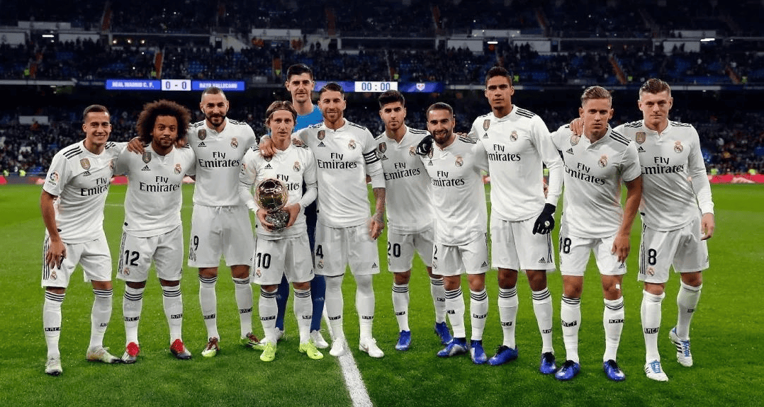 讨论室：右路三大将离队！你觉得非洲杯期间曼联能赢几场？（热议：右路三将缺阵，非洲杯期间曼联能拿几场胜利？）