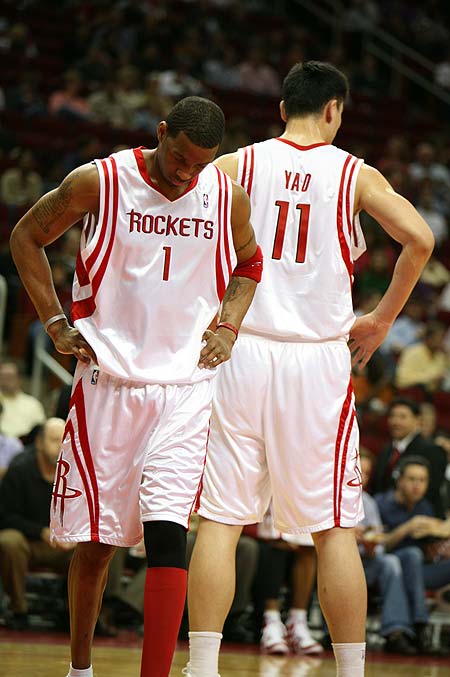 啥情况？篮网首节命中率&三分命中率皆超过60%，仍落后雄鹿3分（离谱！篮网首节投篮与三分命中率双超60%，仍以3分落后雄鹿）