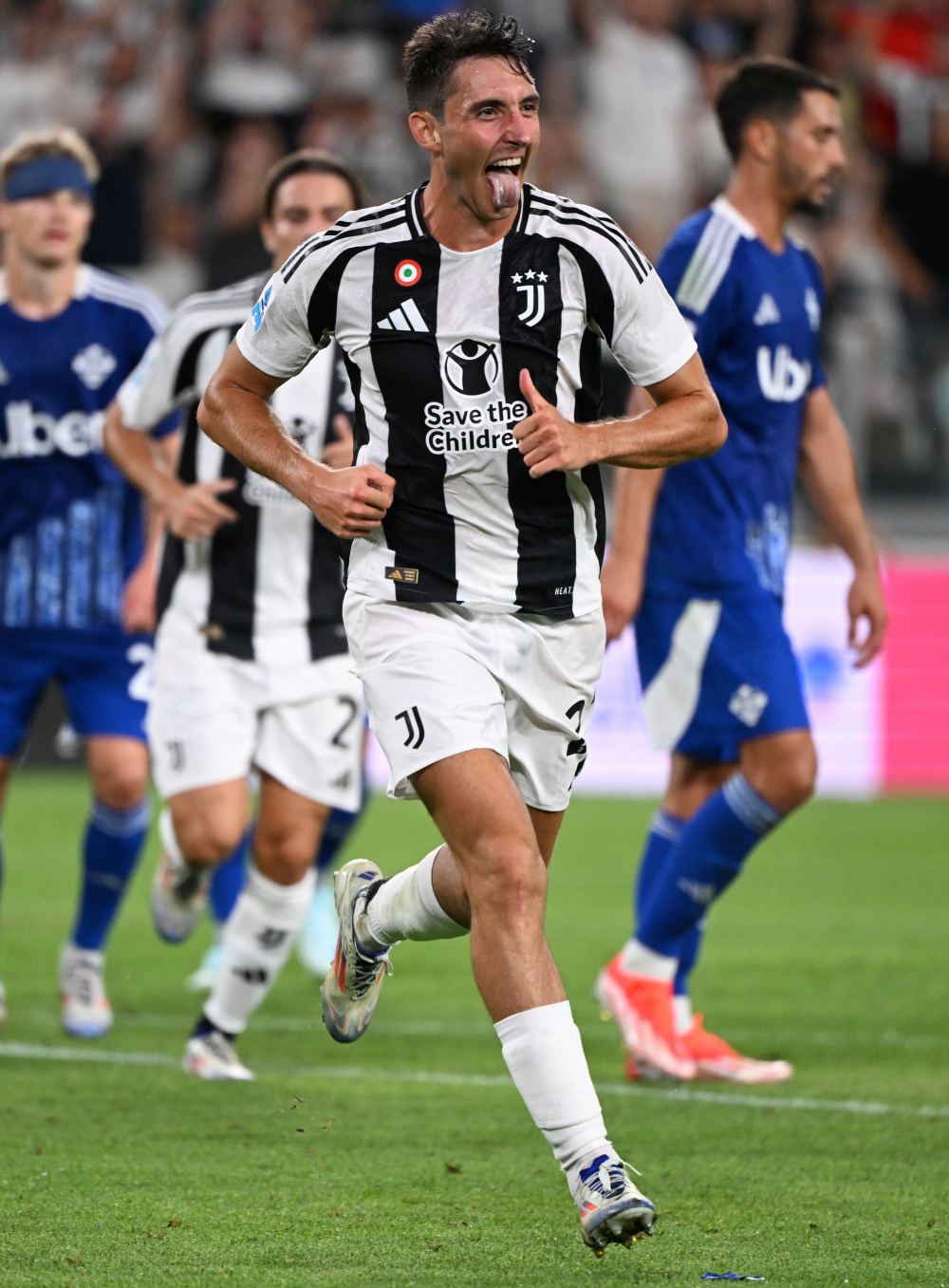 邮报：布莱顿有意租借贡萨洛，但皇马需评估队内前锋的情况（邮报：布莱顿寻租贡萨洛，皇马需先评估锋线储备）