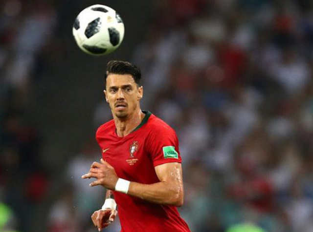 延边出台推进足球高质量发展举措，加强对职业足球的政策扶持（延边发布举措促足球高质量发展，强化职业足球政策支持）