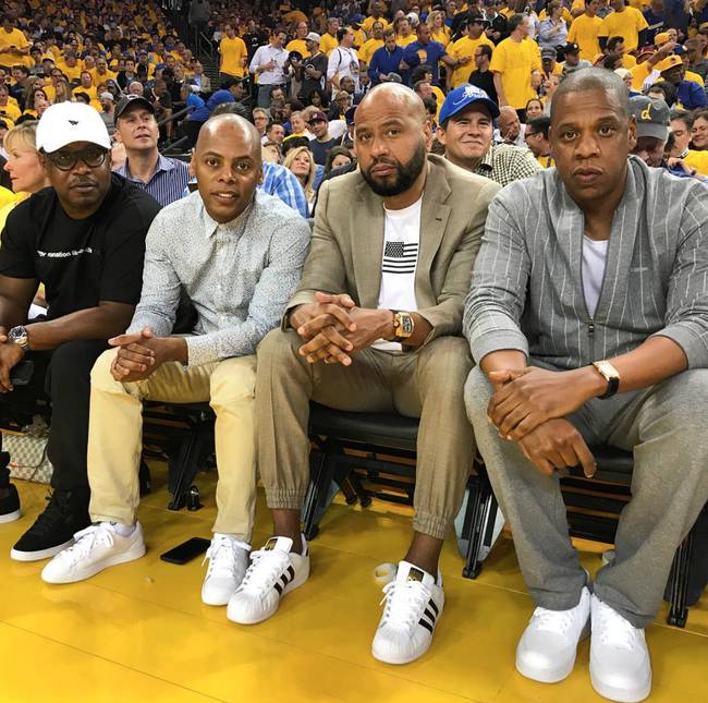 神户后卫：年初我曾在横滨战胜申花，不过那场比赛并不轻松（神户后卫：年初随横滨击败申花，但那场胜利来之不易）